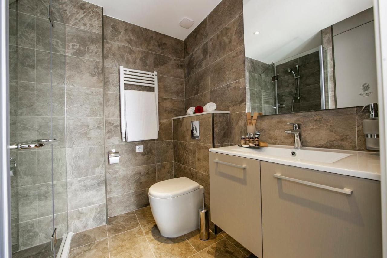 Apartments In Alliance Batumi Ngoại thất bức ảnh